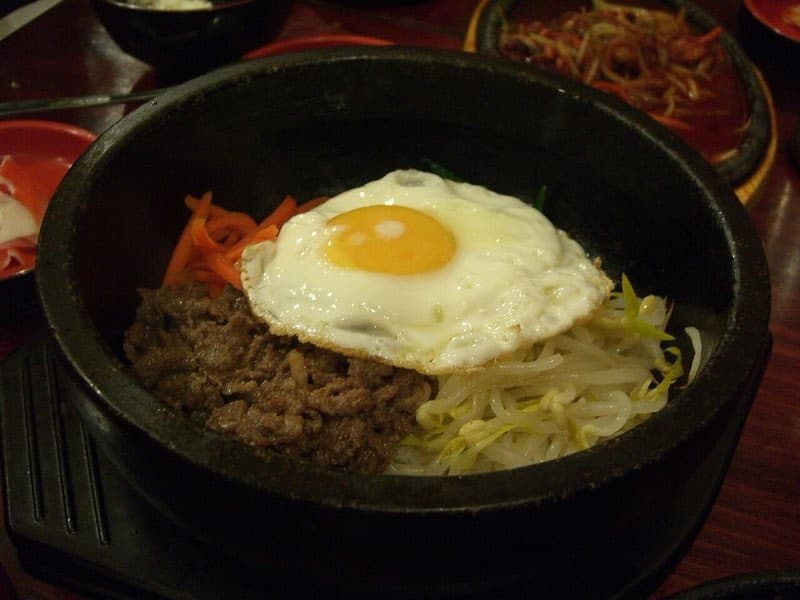 돌솥비빔밥